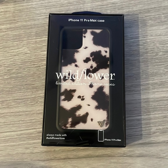 Wildflower Iphone 11 Pro Max case - Picture 1 of 3